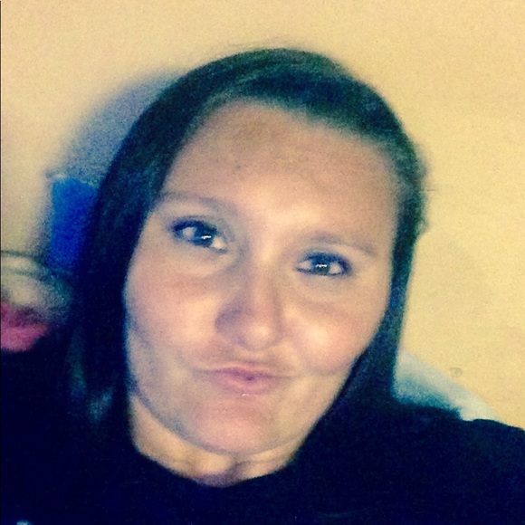 Meet your Posher, Amanda - Picture 1 of 1